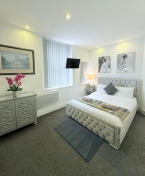Large Luxury Apartment Blackpool